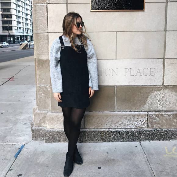 Meet your Posher, Emily - Picture 1 of 1